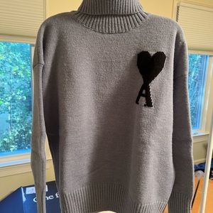Ami sweater